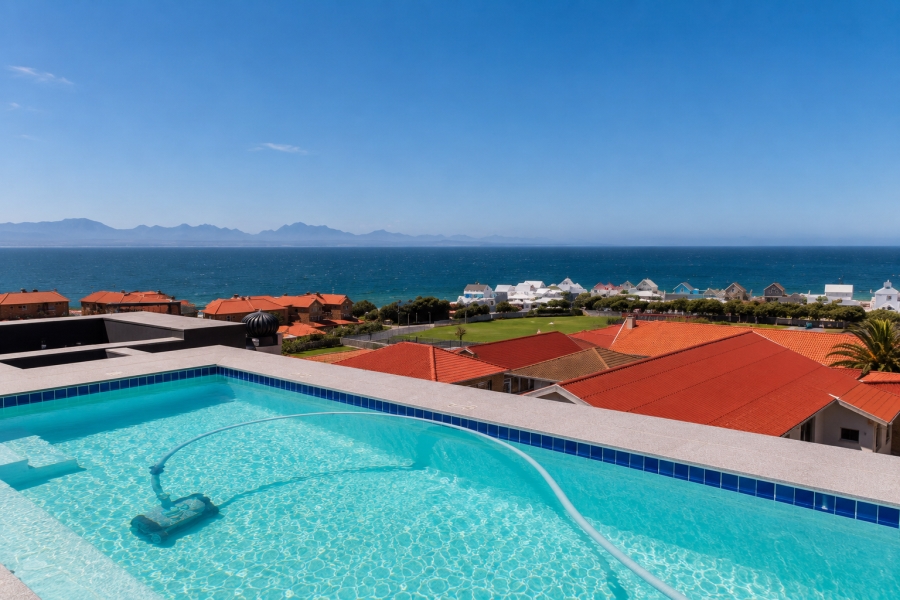 2 Bedroom Property for Sale in Mossel Bay Central Western Cape